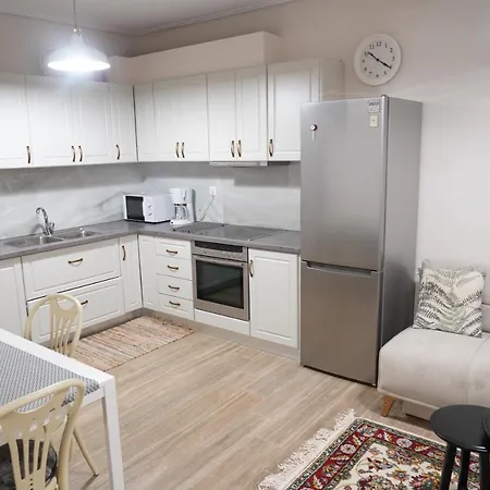 Downtown With Parking Apartment Larissa