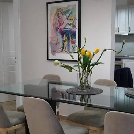 Apartamento Downtown With Parking *