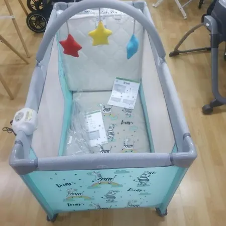 Downtown With Parking 拉里萨